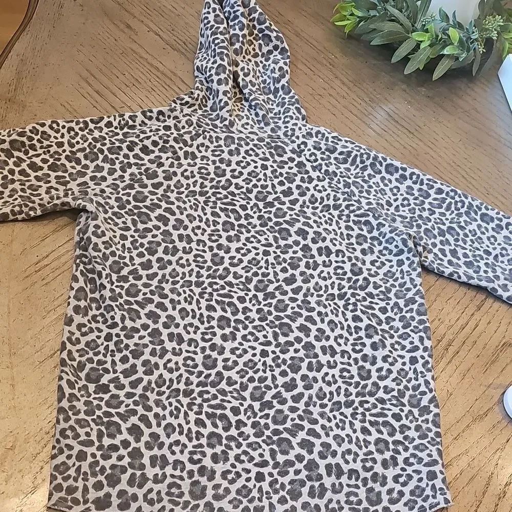 Leopard Print Hoodie and Pants Set Size  M Girls